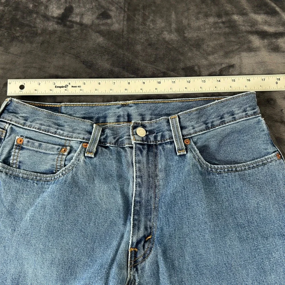 Levi's 550 Relaxed Fit Jeans Mens 33x34 Blue Denim 00550-4891 Medium Wash